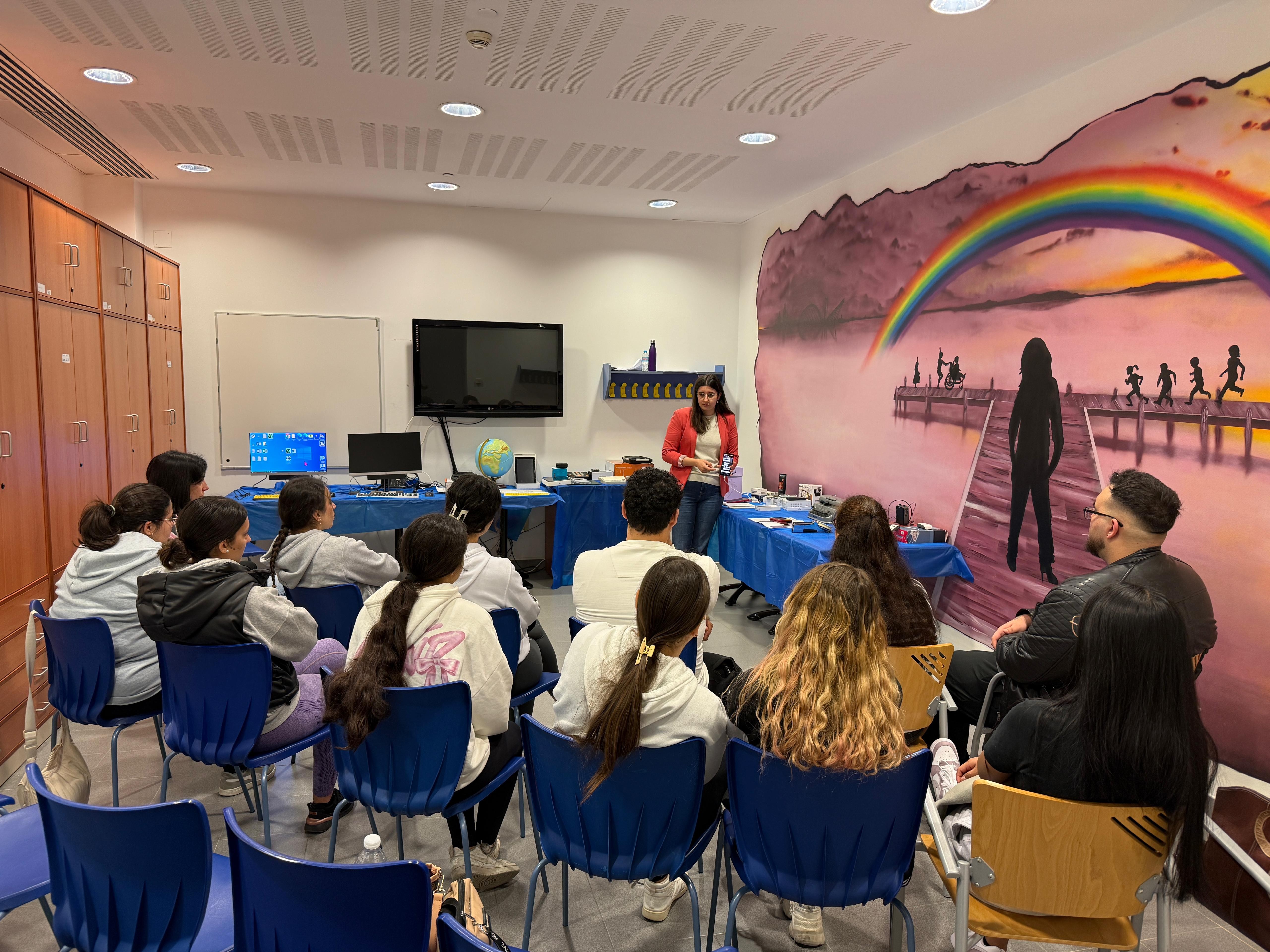 'Qué buena vibra' con expertos en sordoceguera